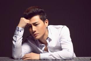 许绍洋图片,光影交织，演绎不凡人生