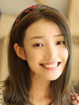 南宫以彤个人资料,才华横溢的年轻演员，演艺事业璀璨星光