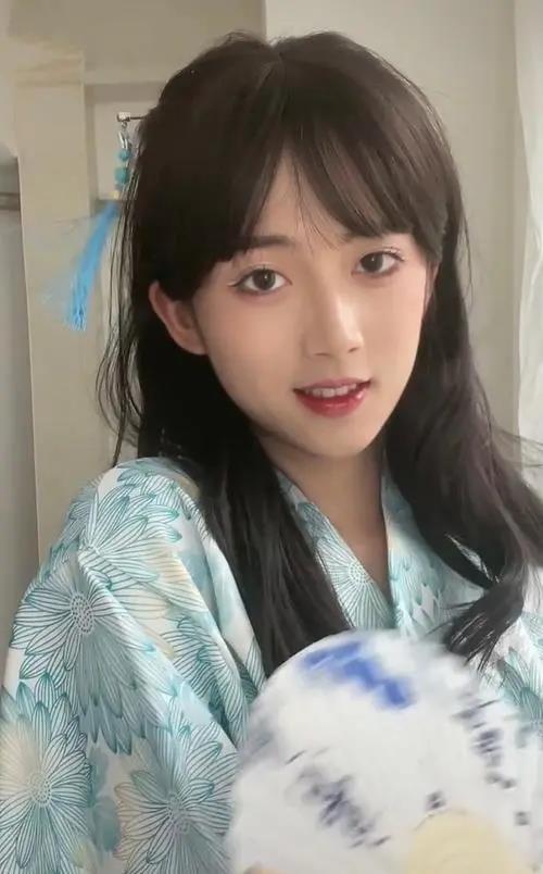 男扮女网红主播,揭秘网红主播的神秘面纱